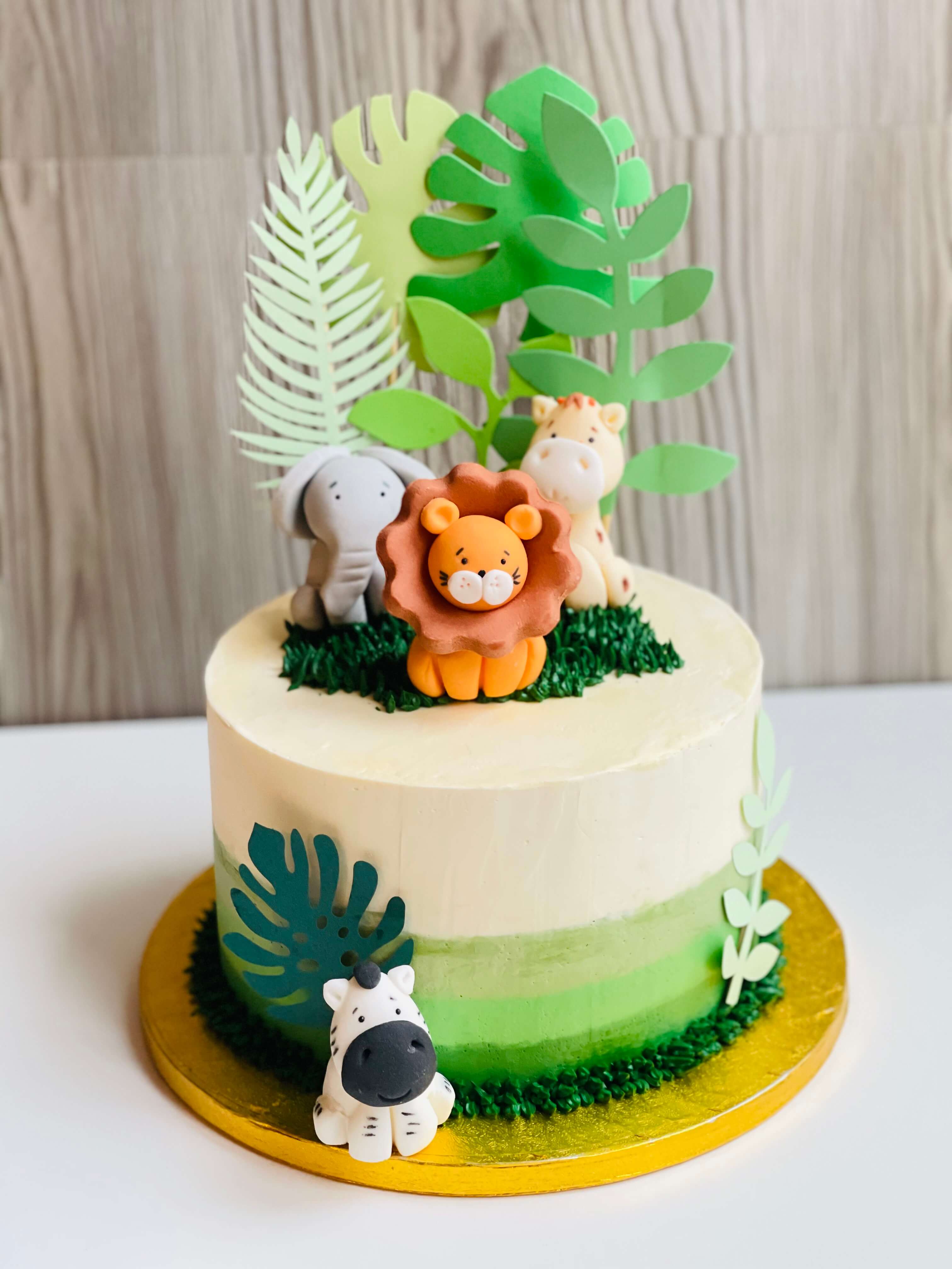 lion cake